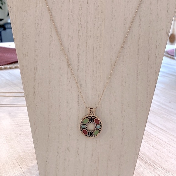 Gorgeous semi precious stone Inlay  necklace - Picture 2 of 8